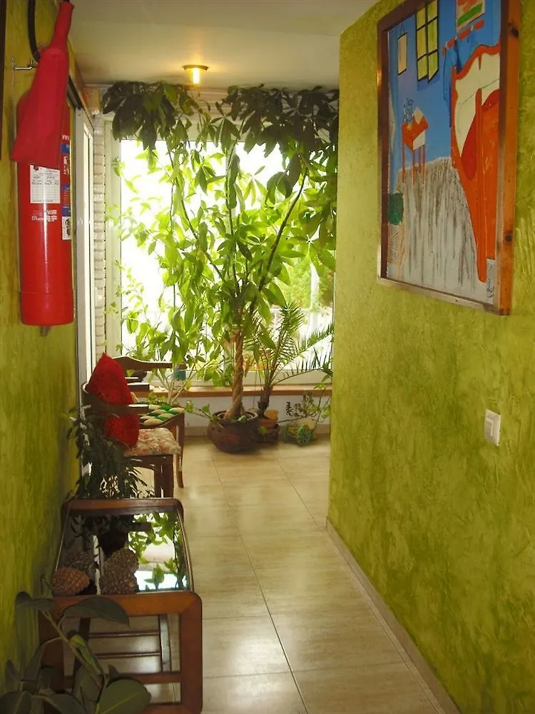 Гостевой дом Hostal Cassa Касса-де-ла-Сельва